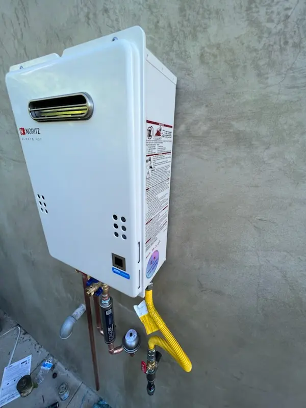 Tankless water heater installation for Country Club Park homes